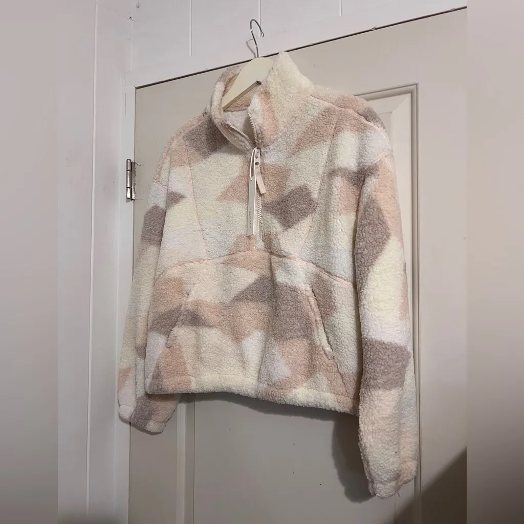 Gentle Fawn Caleb Sweater Pullover Cream Beige Faux Sherpa Cozy Warm - Image 4