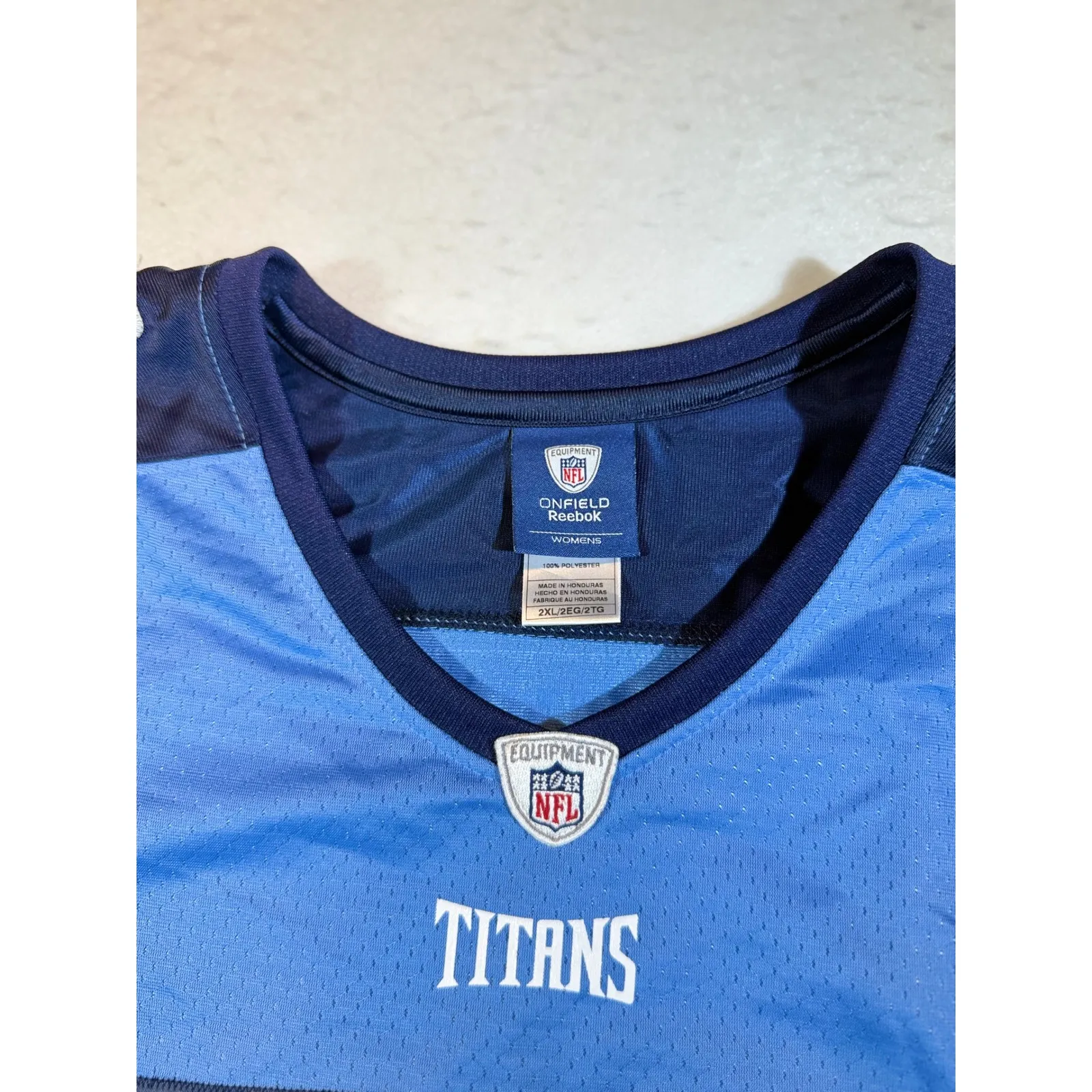 Womens Tennessee Titans Chris Johnson 28 NFL Football Jersey Reebok Size 2XL - Image 3