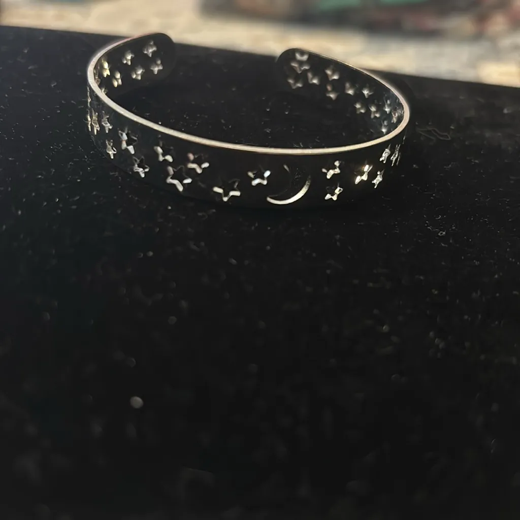 Silver tone Butterfly Pendant Necklace and Moon and Stars cuff bracelet preloved - Image 3