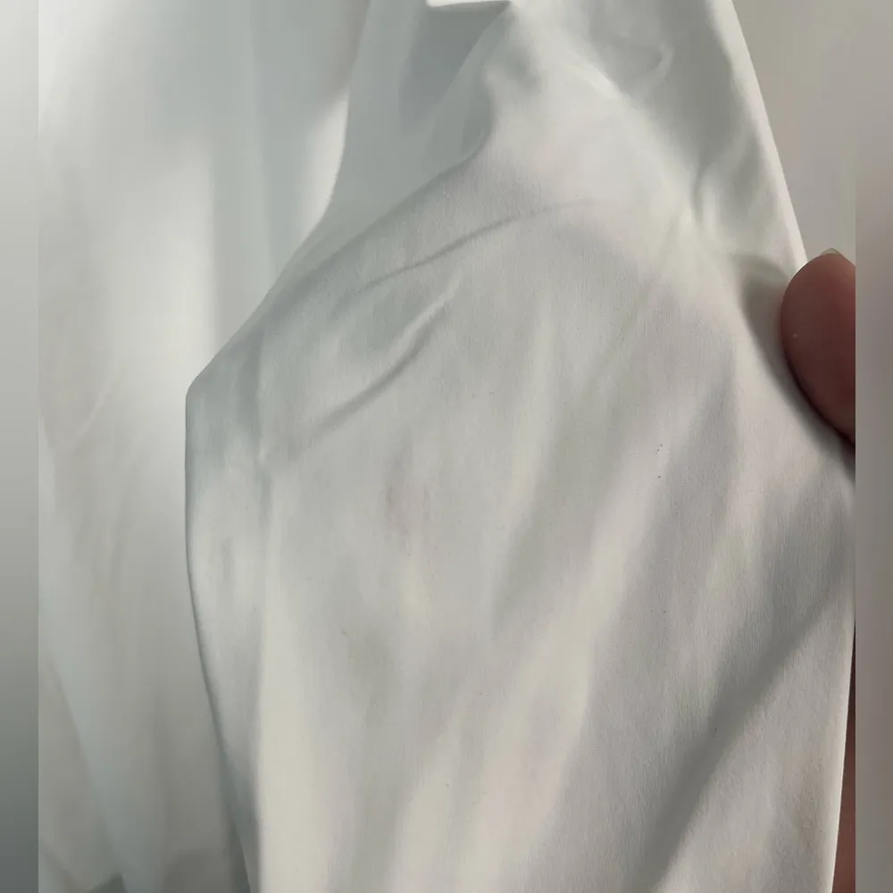 ADAY  white something tailored shirt size medium - Image 5