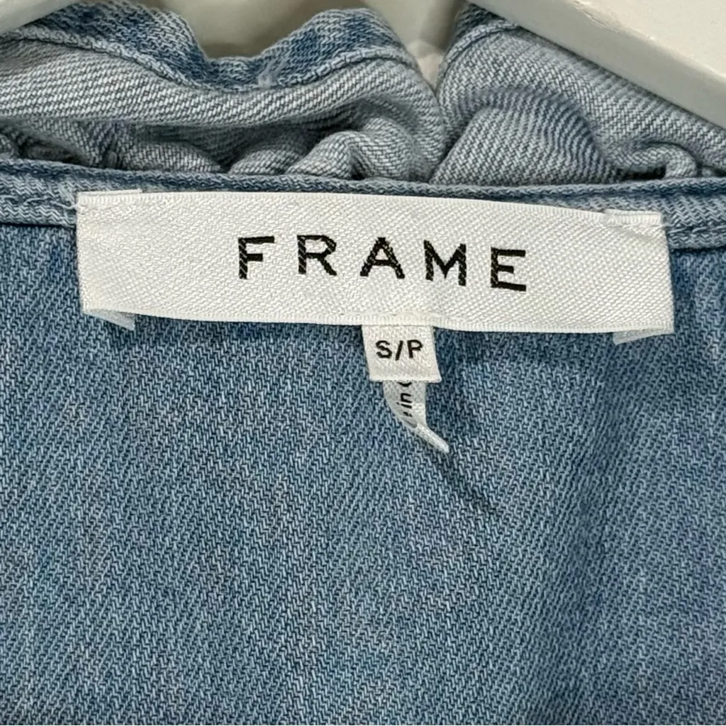 FRAME Lauren Ruffled Light Blue Chambray V Neck Top Button Down Blouse Small - Image 8
