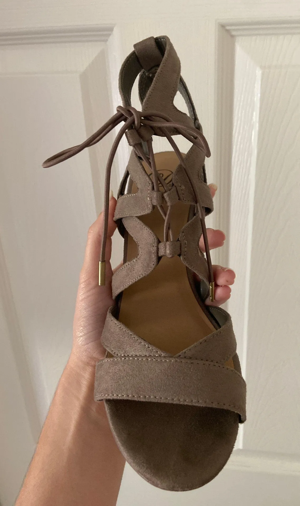 Grey Heels Gray Size 9 - Image 3