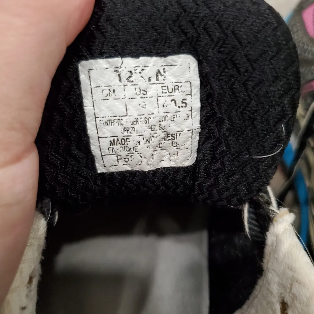 EUC Asics GT-2000 Running Shoes Size  EU 40.5 - Image 8