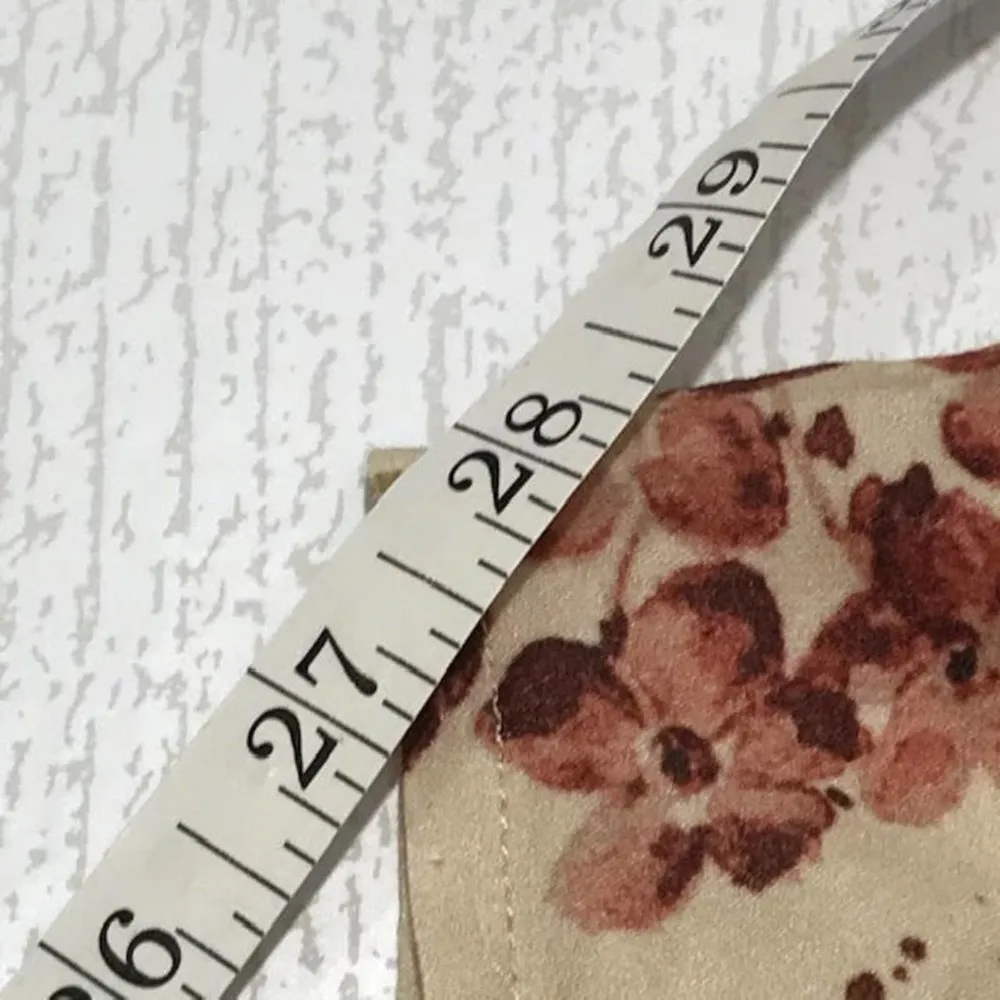 CHASER Tan Floral Cold Shoulder Cut Out Top Size Medium - Image 60