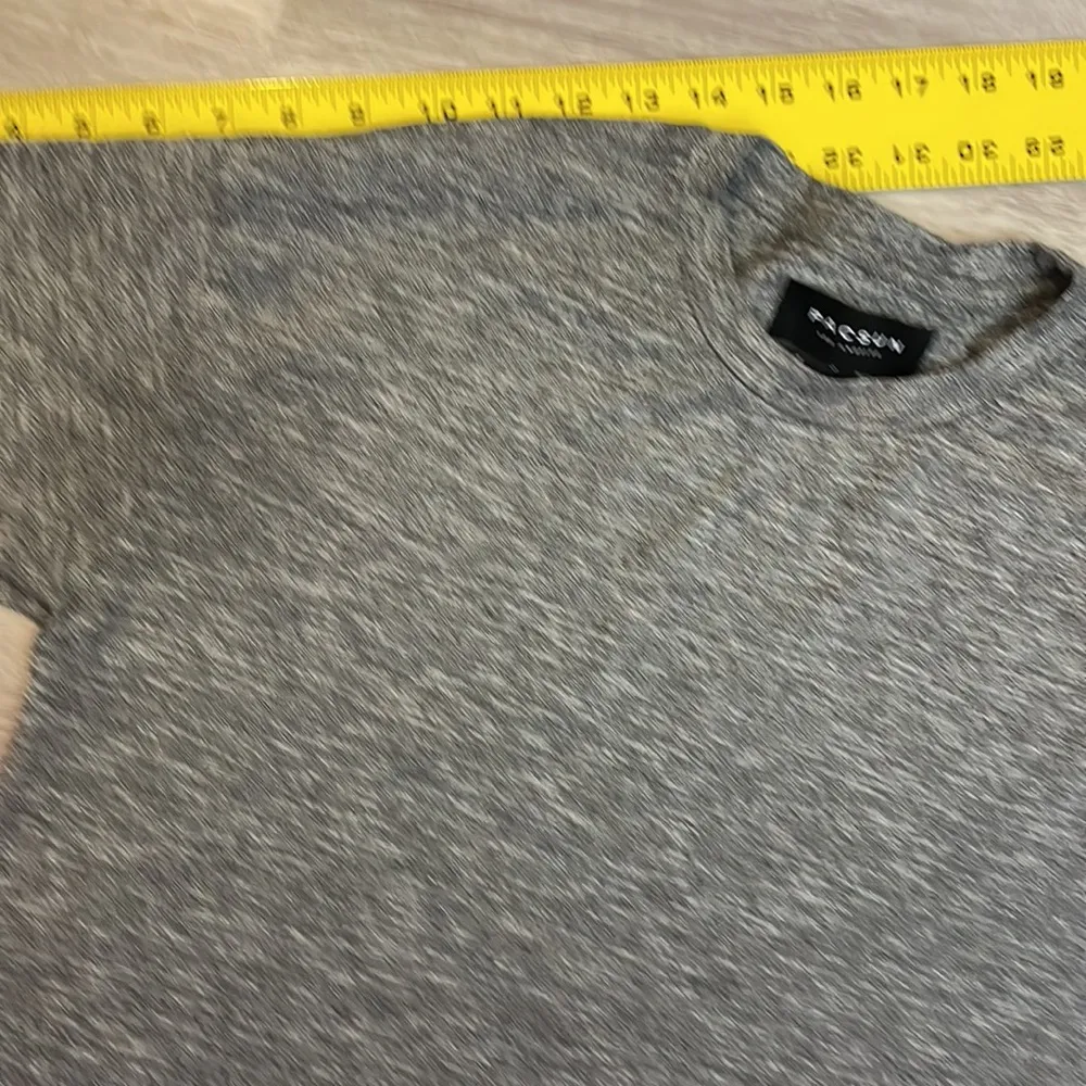 PacSun Heather Gray Women's Short Sleeve Boxy Fit T-Shirt Size Small - Image 9