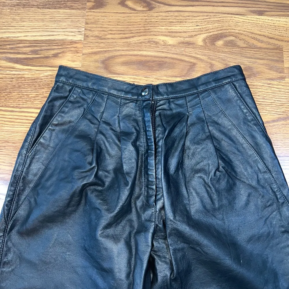 Super Cool Vintage 1980s/90s Bagatelle High Rise Tapered Leather Pants! - Image 2