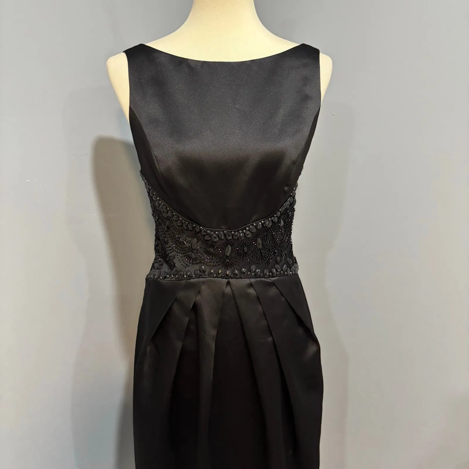 VTG black satin beaded waist cocktail mini dress Valentine's date night, size 6 - Image 2