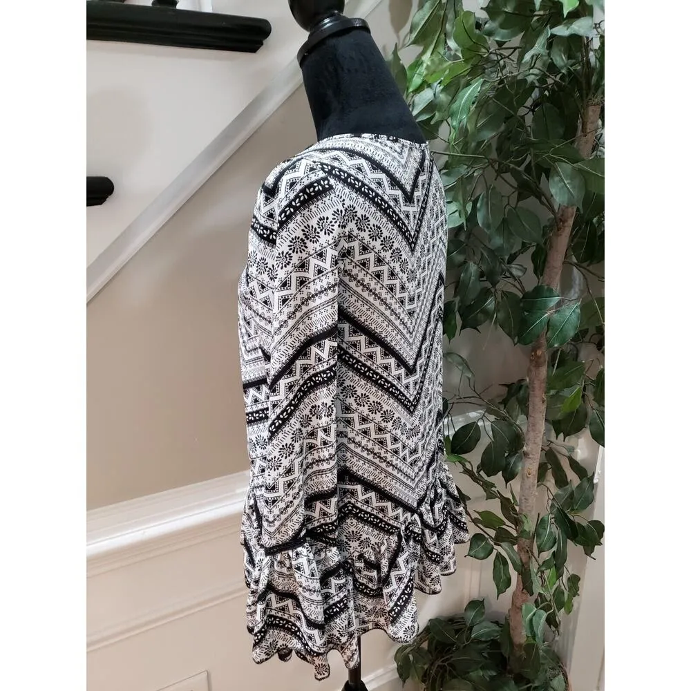 About A Girl Women's White Black Aztec Print Ruffle Long Sleeve Top Blouse Small - Image 7