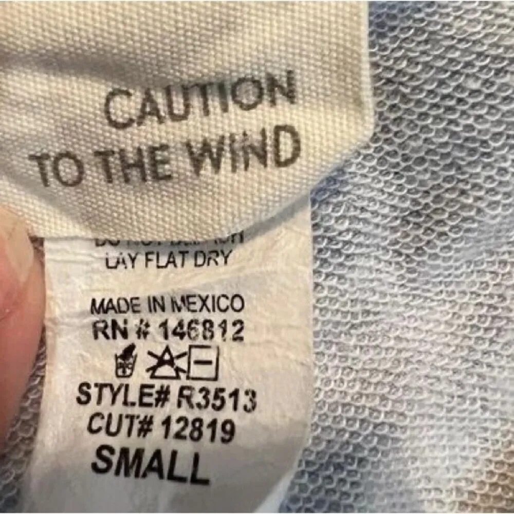 Gray marbled cold shoulder sweatshirt size small - Image 5