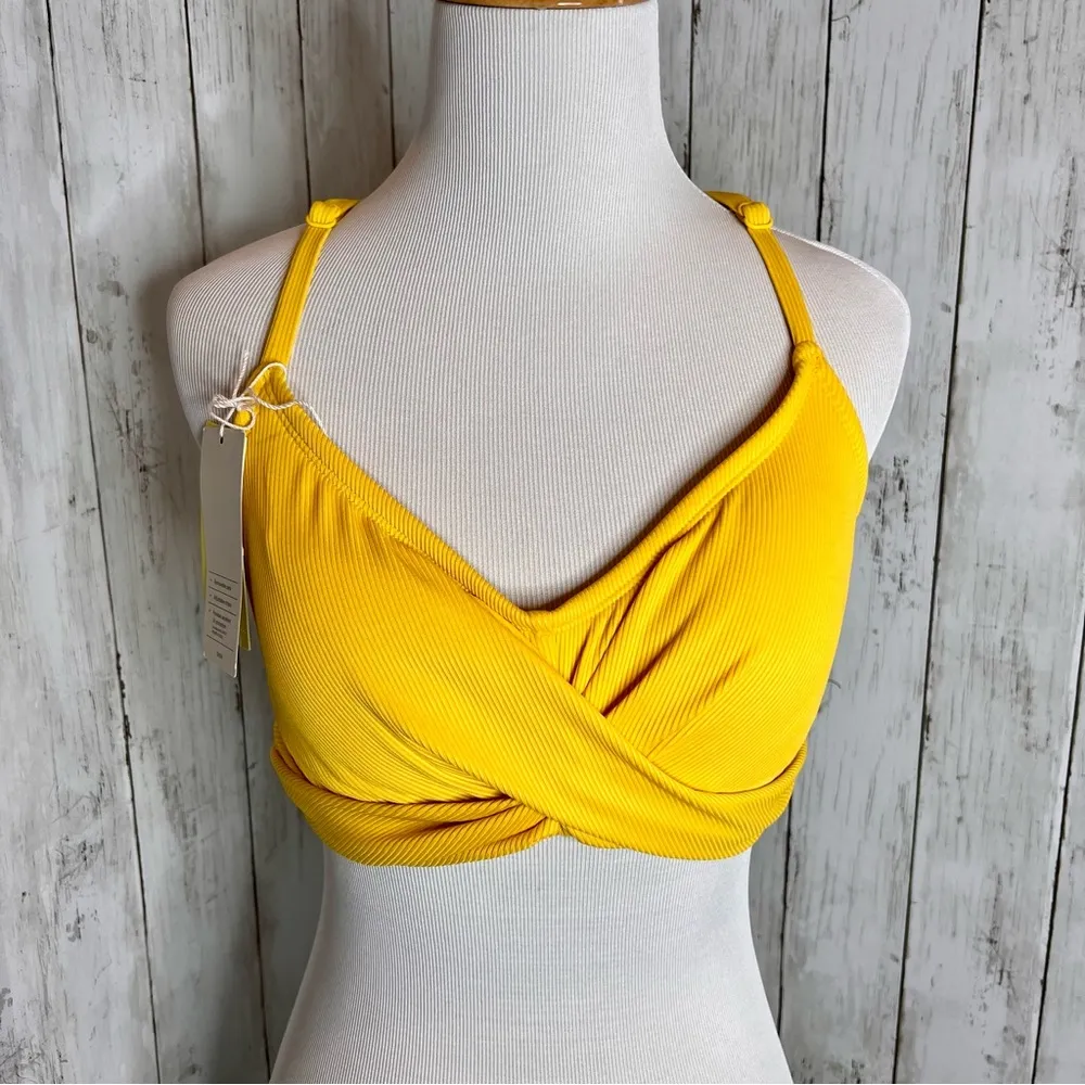 All in Motion Ribbed Racerback Bikini Top - Image 2