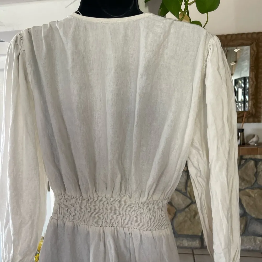 Zara linen blend dress long sleeve white ivory size M smocked ruffle - Image 6