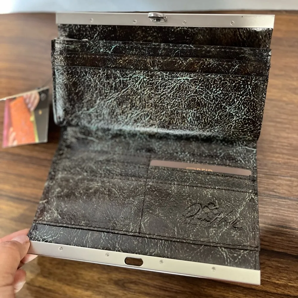 Patricia Nash Cauchy Turquoise Tooled Leather Wallet - Image 7