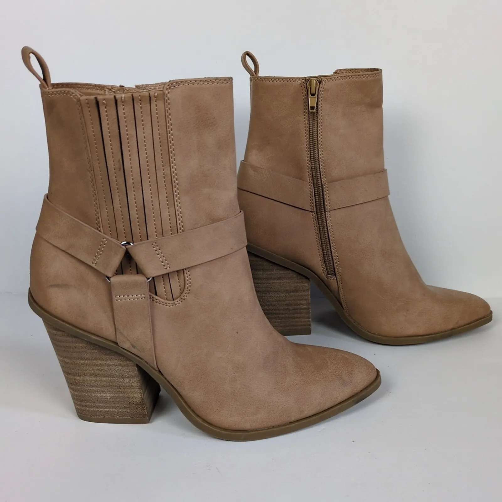 DV DOLCE VITA Light Brown Leather Nilano Heeled Ankle Bootie Women's 8.5 - Image 3