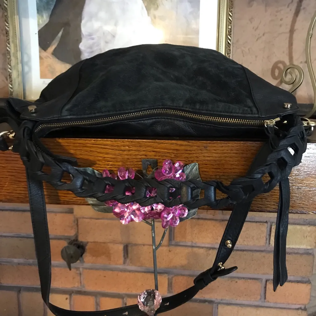 VINCE CAMUTO "LUELA" BLACK LEATHER & SUEDE BRAIDED HANDLE & DETACHABLE STRAP - Image 6