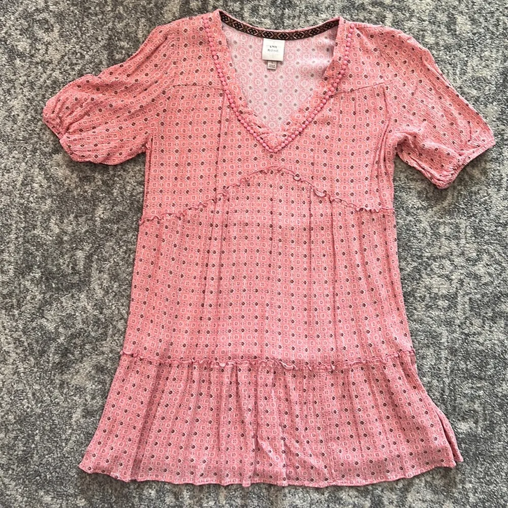 Knox Rose V-Neck Tiered Mini Dress - Image 2