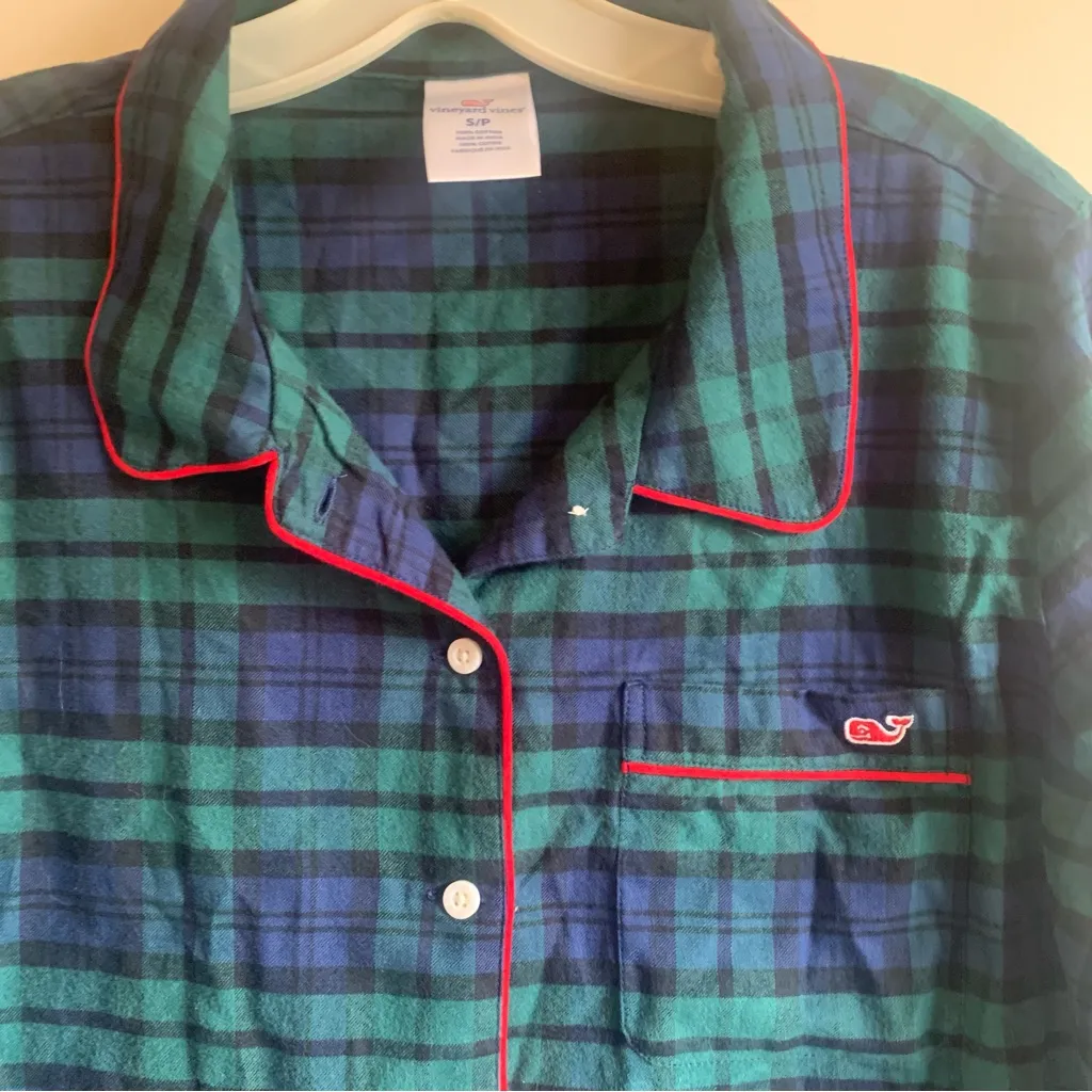 Vineyard Vines Button Down Pajama Top - Image 2