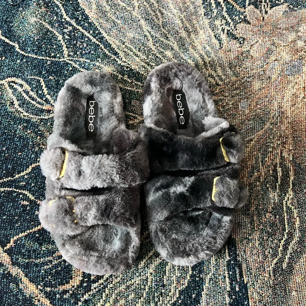 Bebe Plush Gray and Gold Faux Fur Slippers Slides SZ 7 Soft Sandals Rhinestone - Image 10