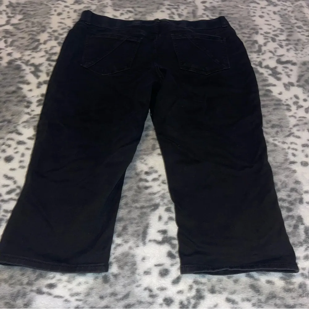 Riders by Lee Capris - Image 7