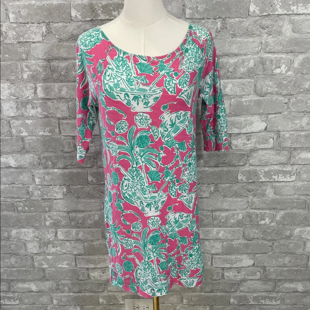 Lilly Pulitzer Cassie dress in the "Hotty Pink Scorpion Bowl" print. - Image 2