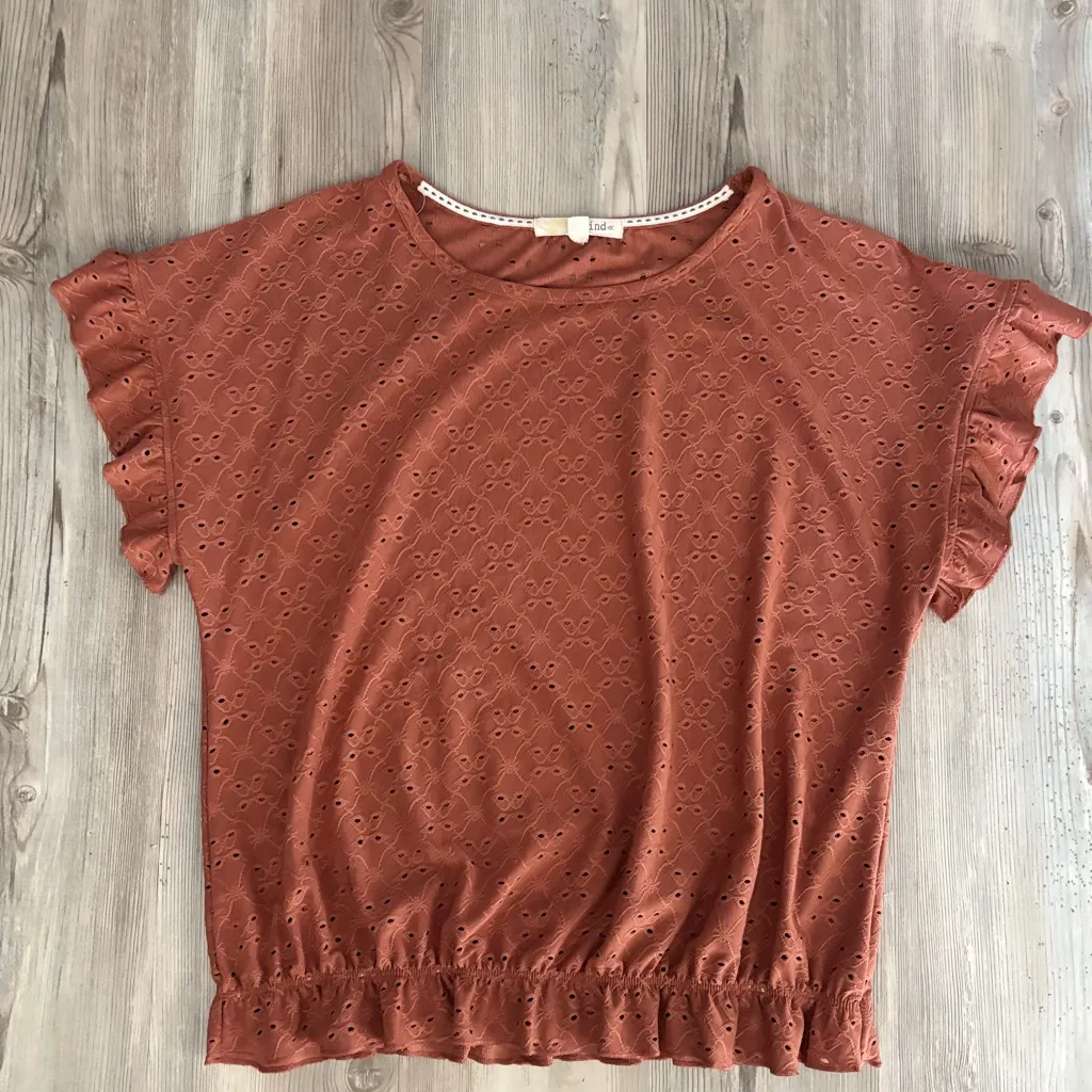 Rewind Rust Eyelet Boho Style  Ruffle Blouse - Image 7