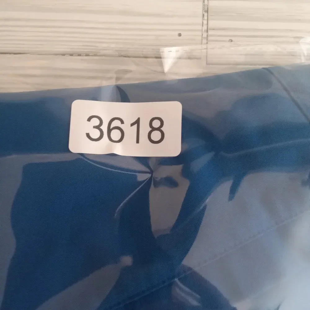 Figs Catarina scrub women's top blue size Medium - Image 7