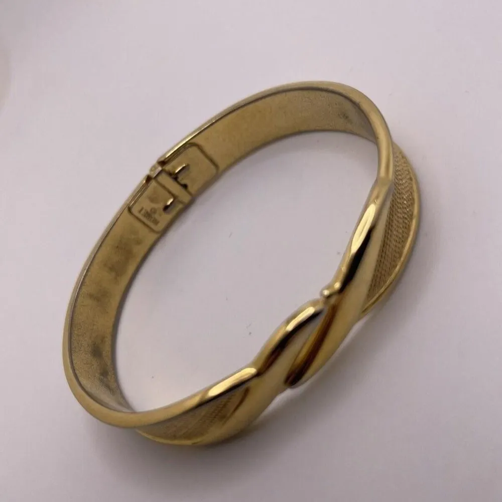 Signed Monet Costume Jewelry Gold Tone Bangle Bracelet - Image 5