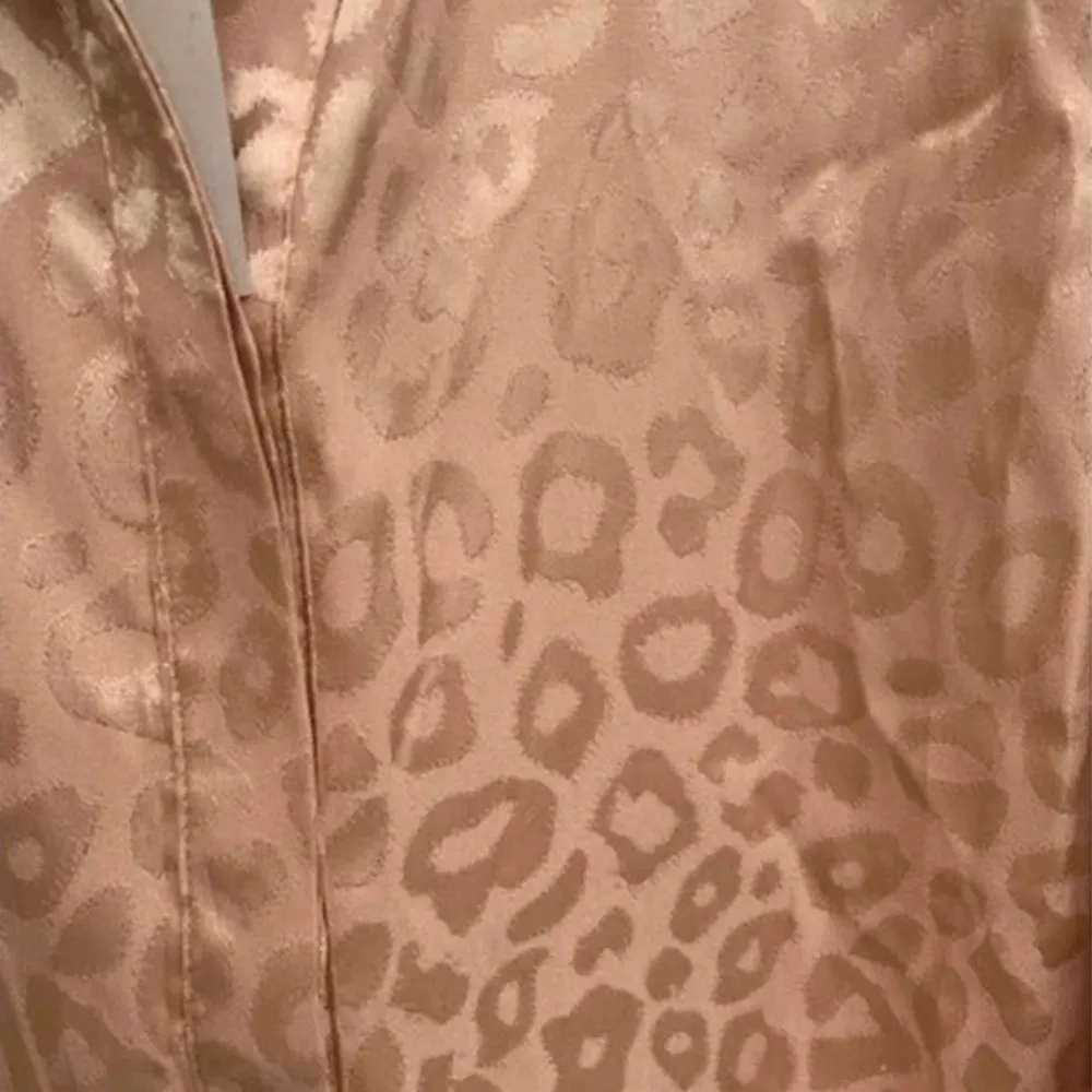 ACOA Leopard Satin blouse Size M - Image 13
