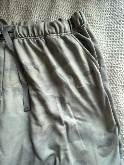 Nike Dri-Fit Camo Joggers - Image 2