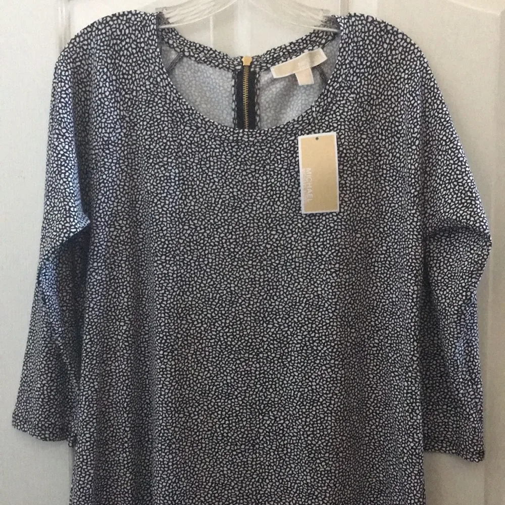 FINAL MARKDOWN Ladies’ NWT MICHAEL Michael Kors Trendy T-shirt Style Dress (L) - Image 2