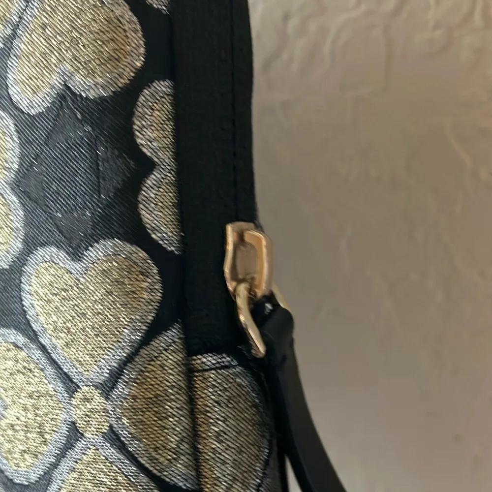 Kate Spade: Black & Gold Odette Jacquard Universal Padded Laptop Sleeve - Image 6