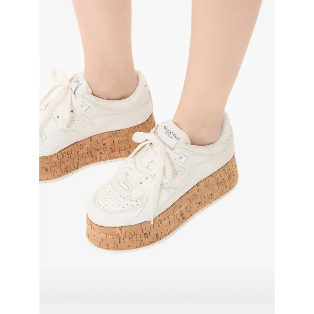 Valentino Garavani Freedots XL Sneaker in Bianco Naturale 36 New with Box Womens - Image 15