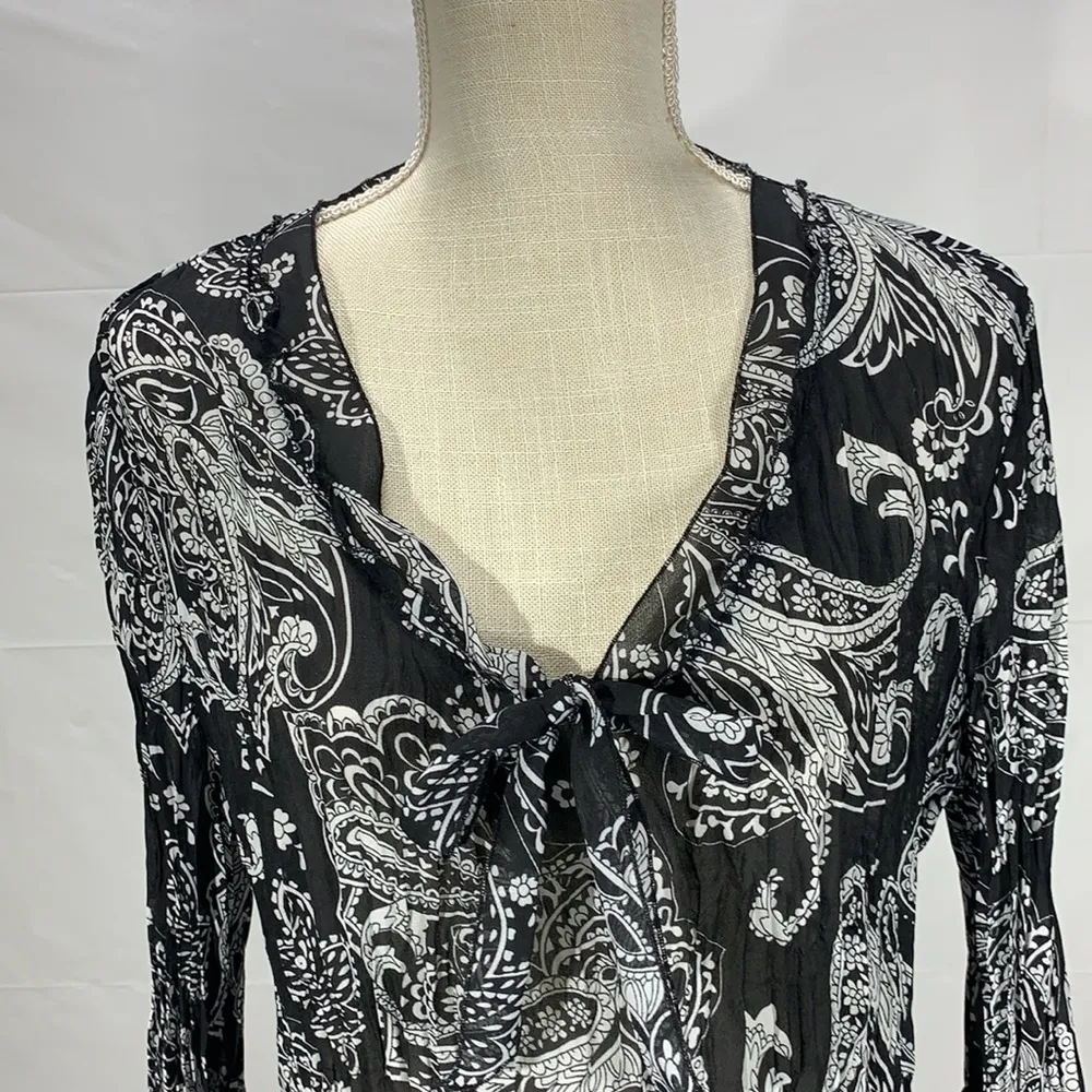 Black White Semi Sheer Paisley Print Long Sleeve Blouse Size Large - Image 2