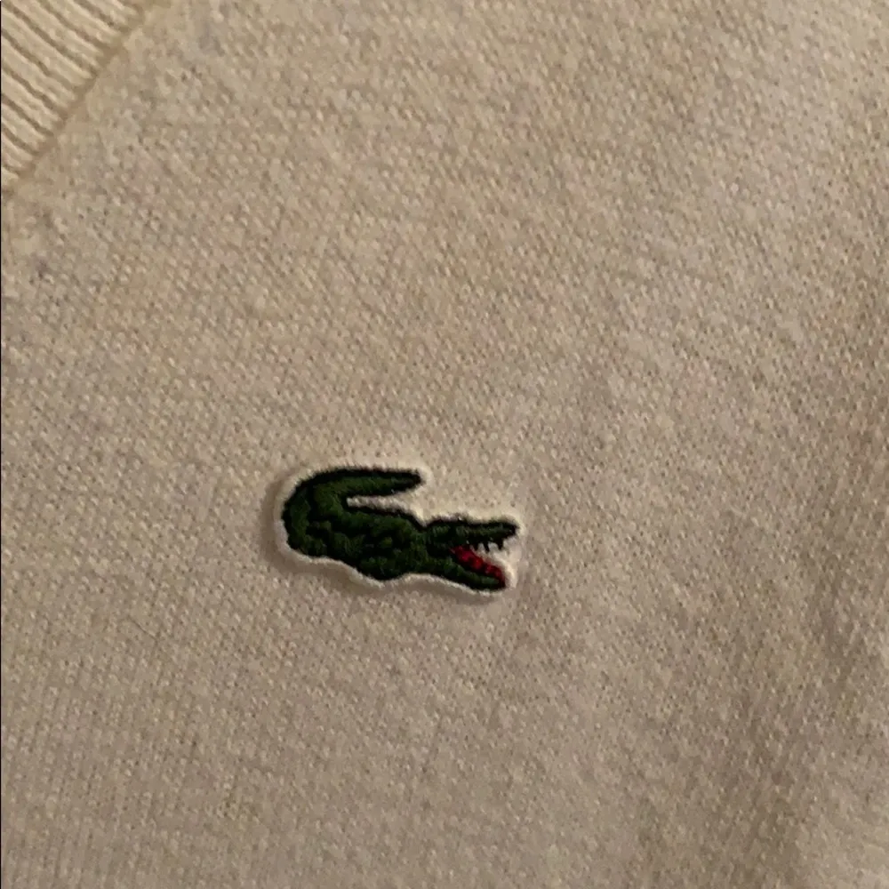 Lacoste sweater - Image 3