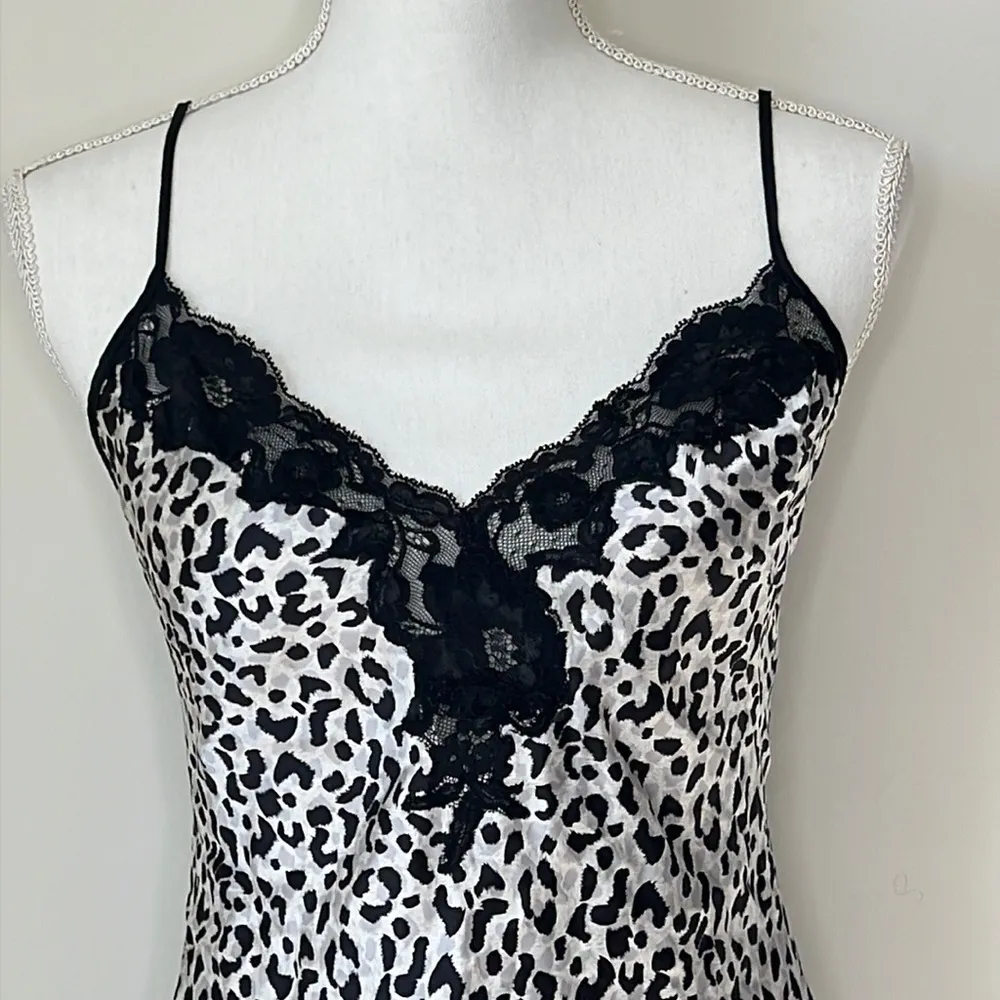Y2K Victoria’s Secret Leopard Silk Slip - Image 5