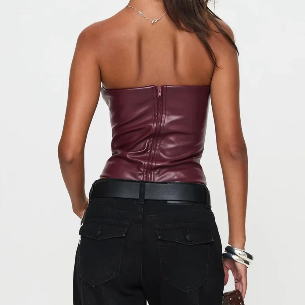 oaklee strapless faux leather top burgundy - Image 2