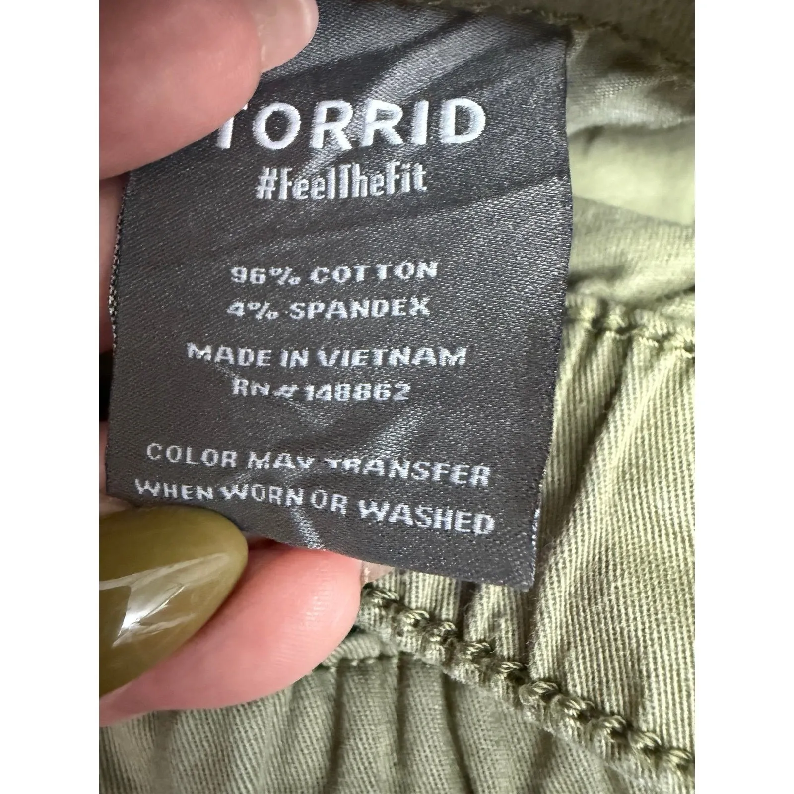 Torrid Olive Green Wide Leg‎ Crop Pants Women's Size 1 Drawstring Waist - Image 10