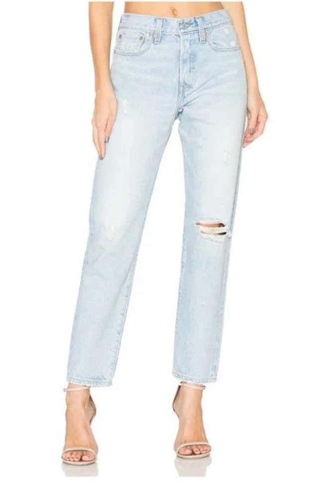 Levi’s Wedgie Icon Distressed Jeans 27 in Blue - Image 7