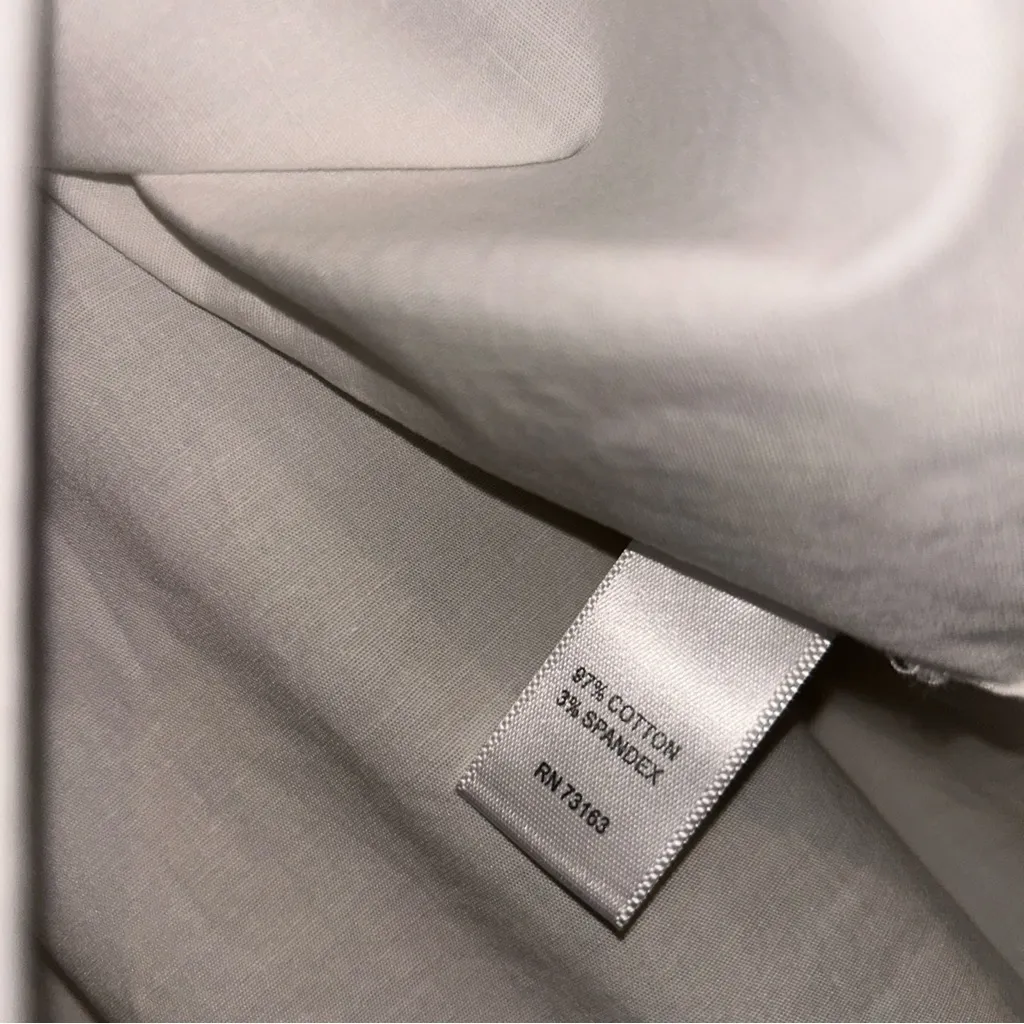 Melissa Paige Women’s White Smocked Top Off Shoulder Sz Small - Image 5