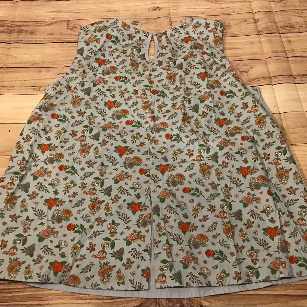 Disney parks Epcot flower & garden 2022 woman’s tank top large - Image 6