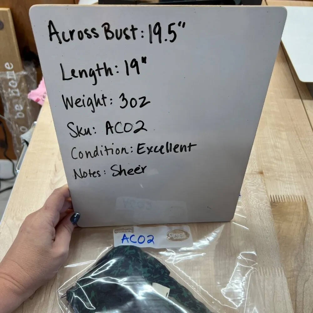 Lush Green Navy Sheer Lace Accent Blouse Half Sleeve Size Medium - Image 10