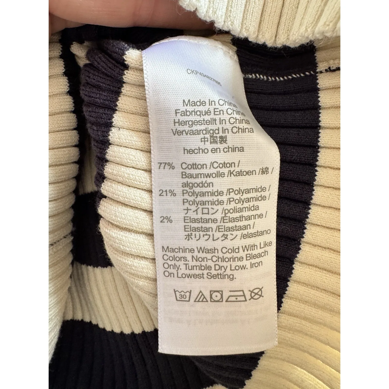 NWT Madewell V Neck Striped Sweater Size Medium Blue White Ribbed Slim Fit - Image 9