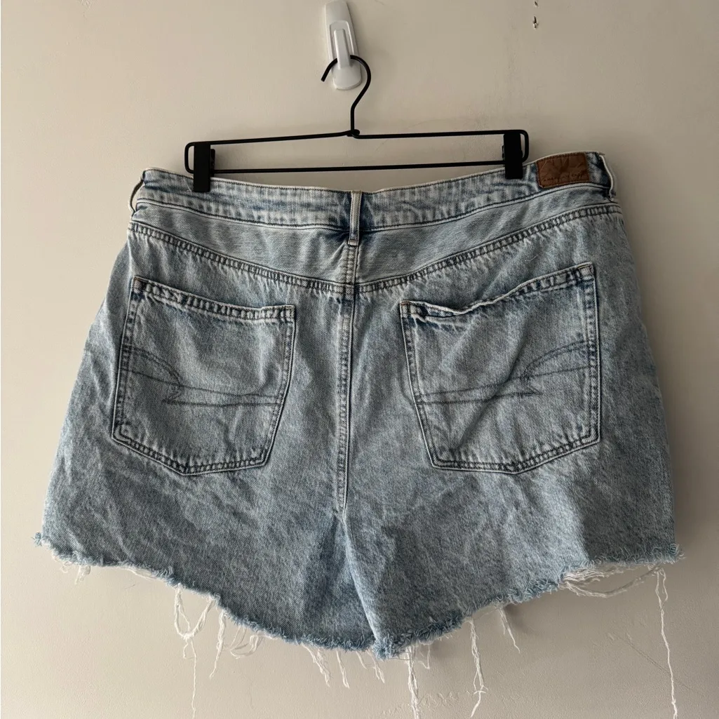 American Eagle Tomgirl Comfort Stretch Waistband Light Distressed Jean Shorts - Image 3