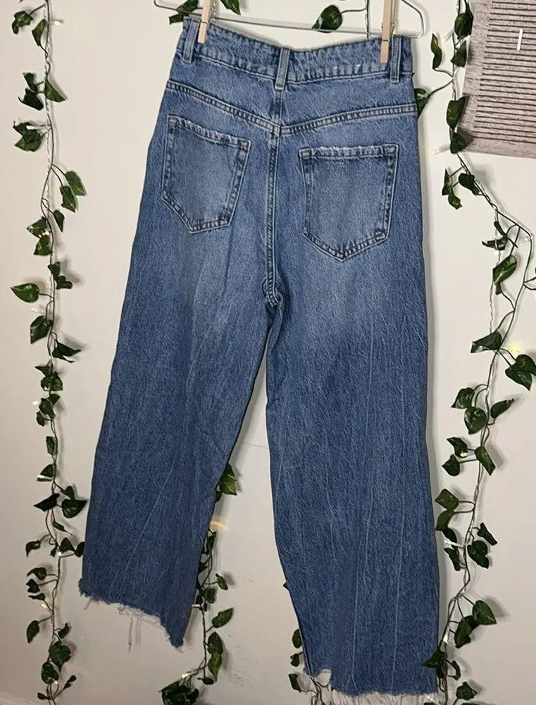 Baggy Ripped Jeans - Image 4