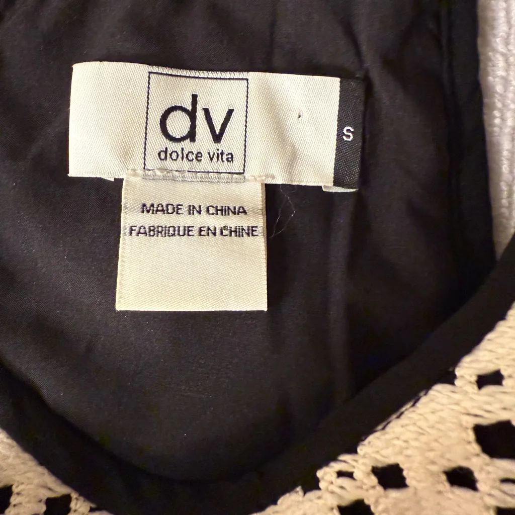 Dolce Vita Monochrome Zigzag Mini Dress Black - Image 4