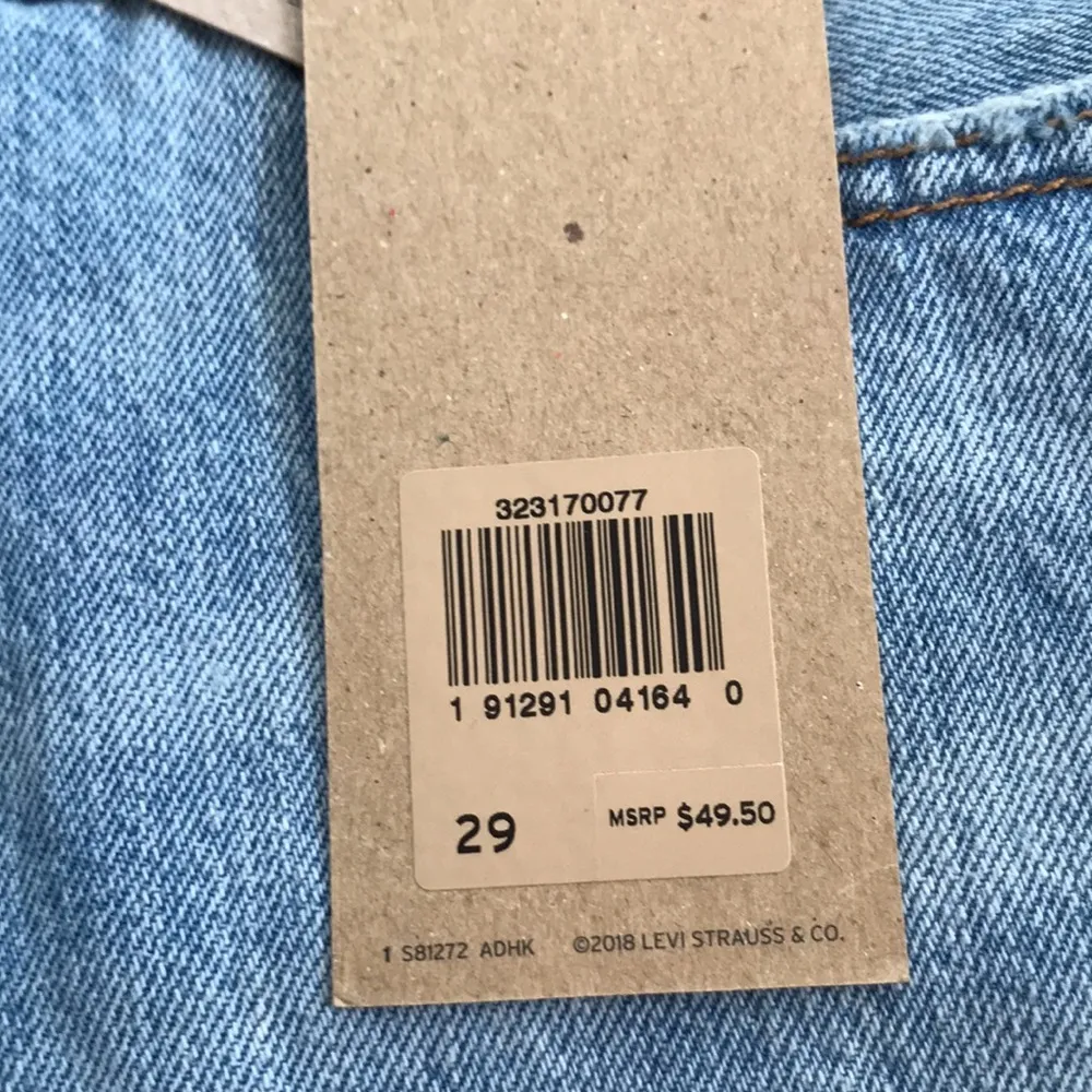 Levi’s 501 Short - Worth The Wait New With Tags - Image 4