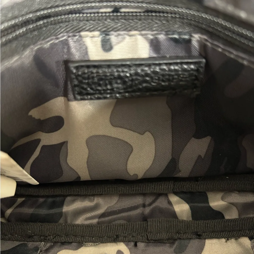 Lug Coupe Crossbody Black vegan leather Quilted Bag - Image 7