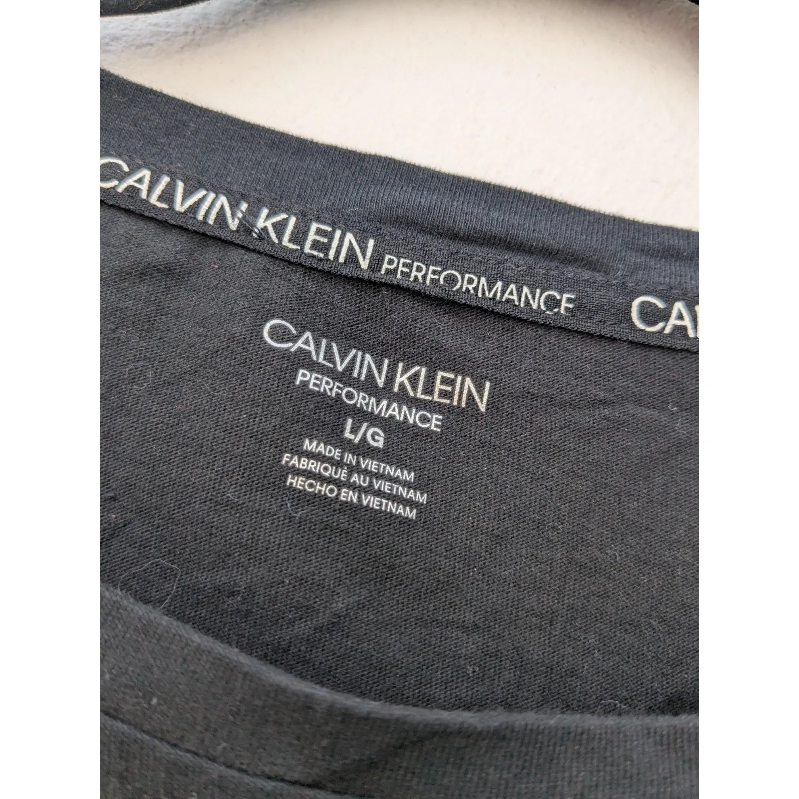 Calvin Klein Women's Basic Tee Shirt Performance Black/White Size Large - Image 5
