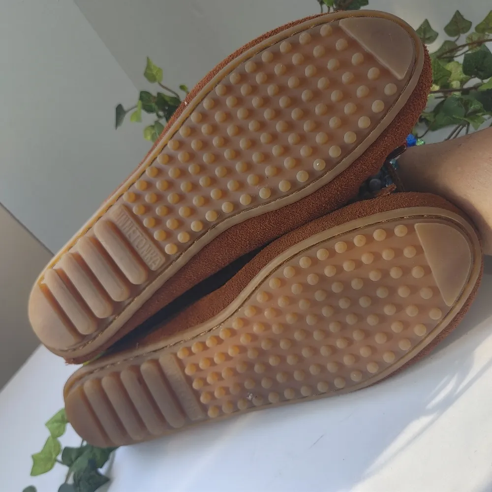 Minnetonka 402 Kitty Hardsole Brown Leather Moccasin - Image 7