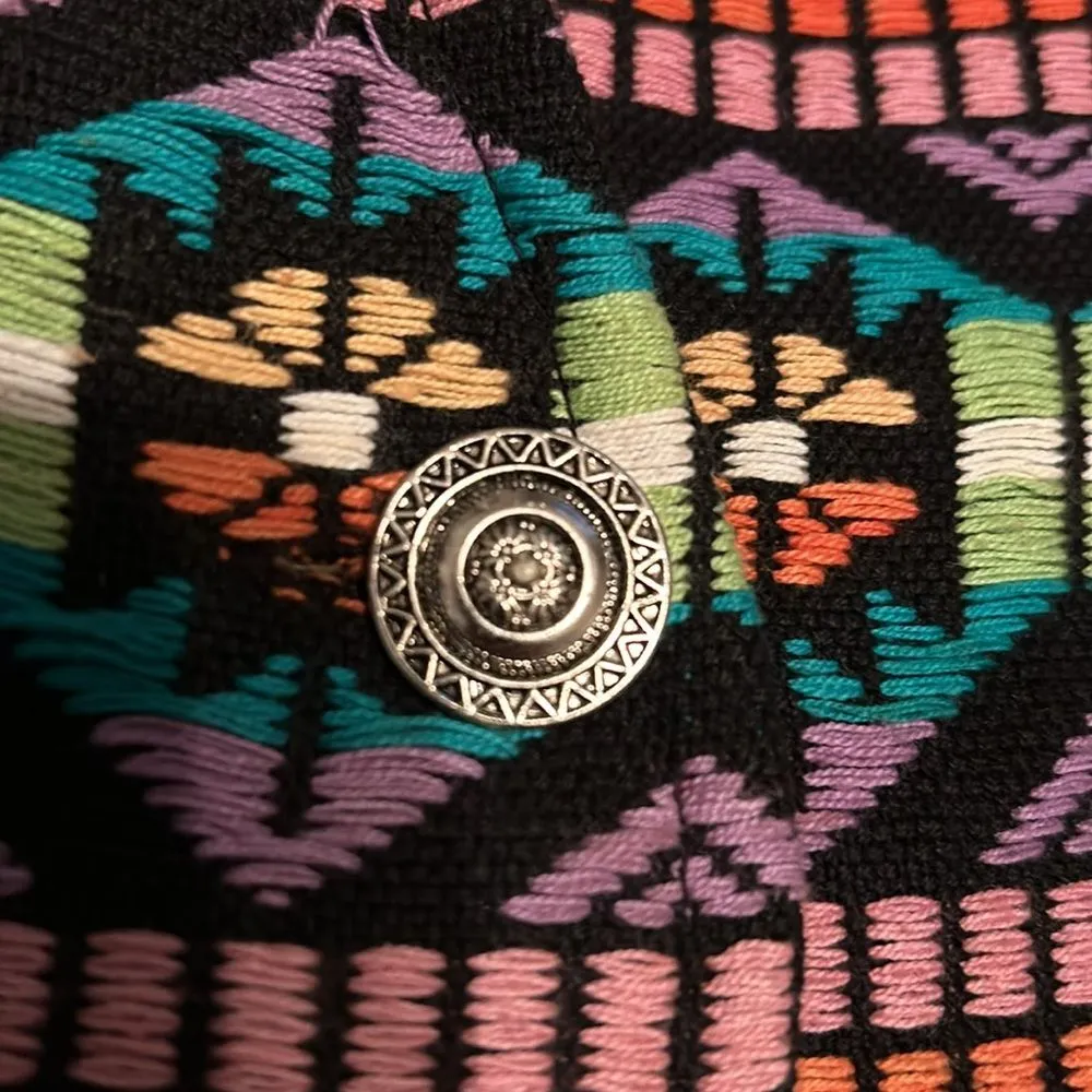 BFA bold embroidered multicolor geometric print blazer with silver buttons.‎ Red Size 16 - Image 9