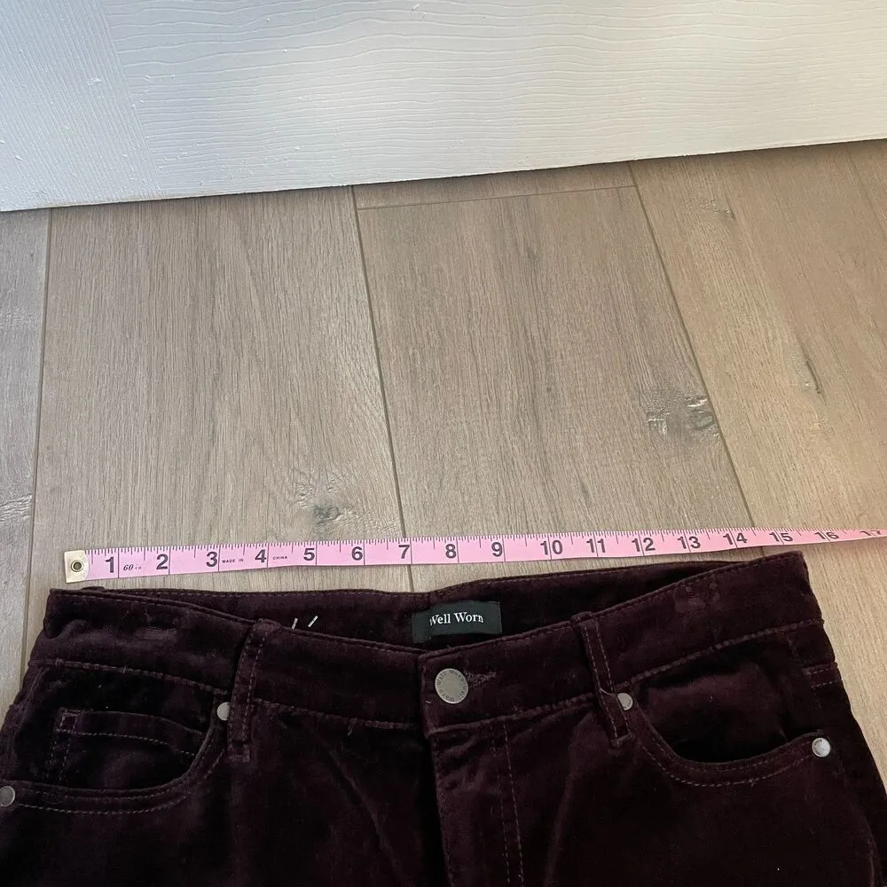 Well Worn Ladies' Pant High-Rise Luxe Velvet Tapered Pant size 8 / 29 - Image 6